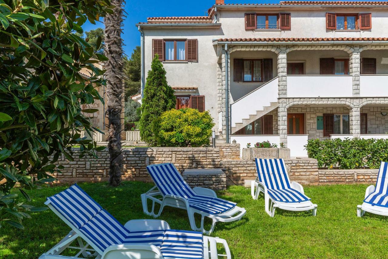 Apartments Rita Poreč Exterior foto